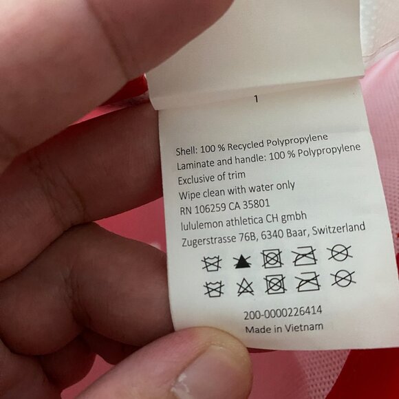 Lululemon Small Size Black and Red Multiprint Recycled Bags Multipurpose Fall - Picture 4 of 12